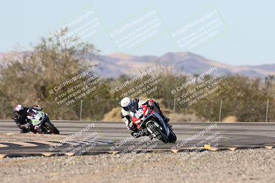 media/Dec-06-2025-CVMA (Sat) [[4a896cc04c]]/Race 8- Formula 40 MW and LW/